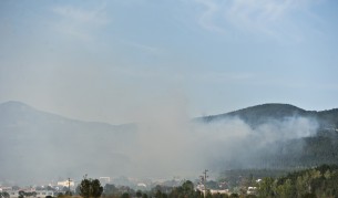 Ситуацията край село Локорско е овладяна