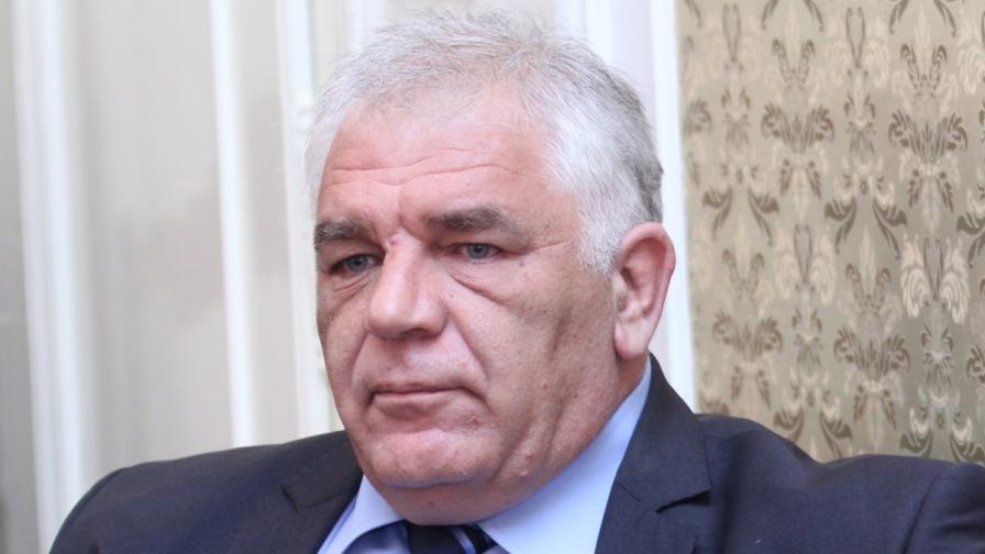 Петър Чобанов уволни Танов от Митниците
