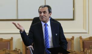 Орешарски скромно си писа петица