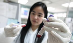 Болница търси кръвни проби от девствени жени за тестове