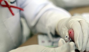 Ново: Случай на предаване на ХИВ и между две жени