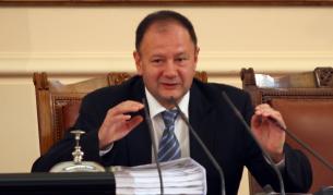 Михаил Миков