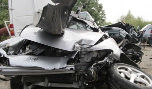 Двама загинаха при катастрофа на спирка в Русе