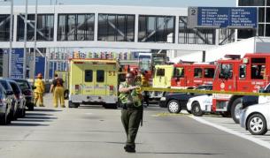 Един човек е загинал, а други седем са ранени при стрелбата