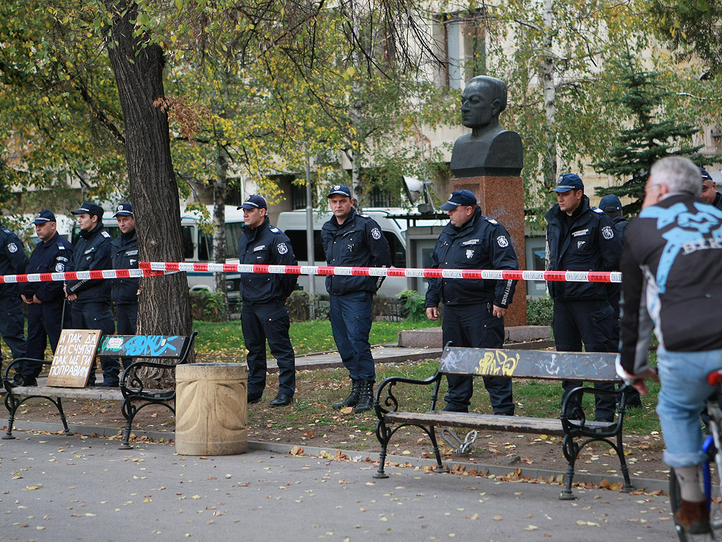 Реформаторите сигнализират прокурора за личните данни на протестиращите