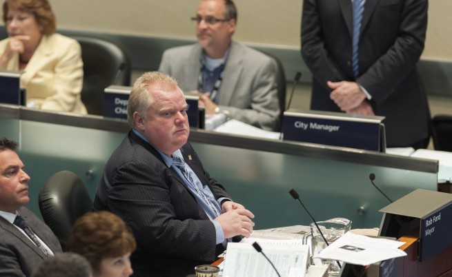 В Канада търсят как да се отърват от скандалния кмет на Торонто