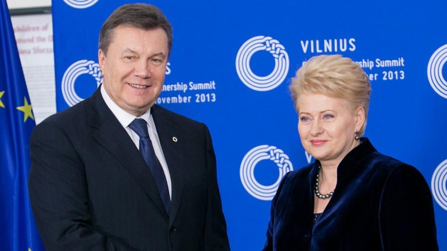 Янукович поискал ЕС и Русия да помагат на Украйна