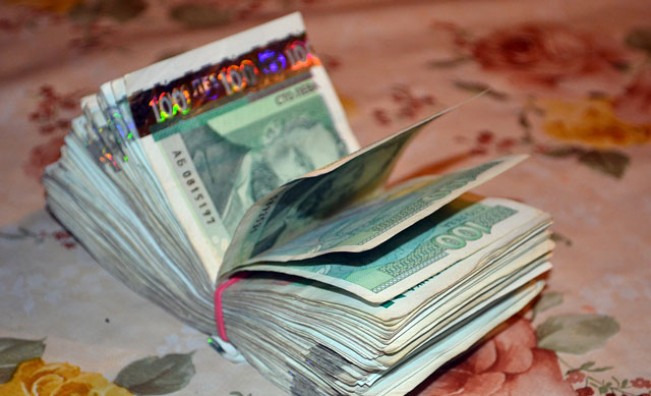 БНБ алармира за фалшиви банкноти от 100 лева