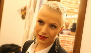 Поли Генова