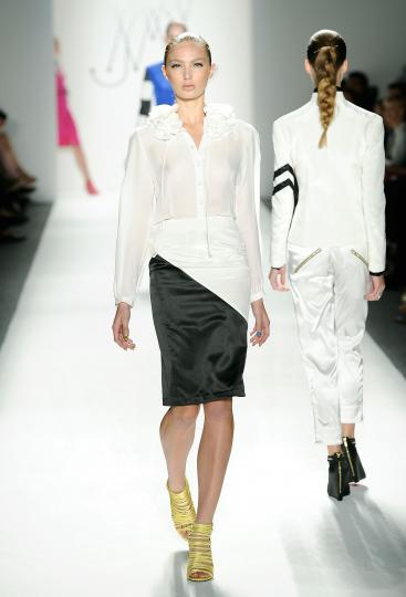 Тенденции пролет/лято 2012 - черно&бяло - снимка 126