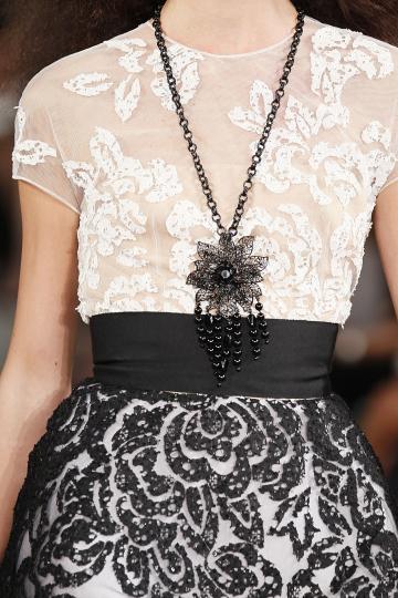 Тенденции пролет/лято 2012 - черно&бяло - снимка 63