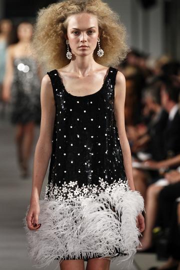 Тенденции пролет/лято 2012 - черно&бяло - снимка 60