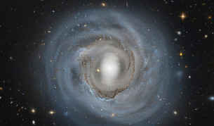 Учени откриха най-ярката галактика във Вселената