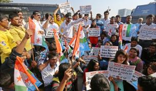 Отношението към дипломатката предизвика протести в Индия