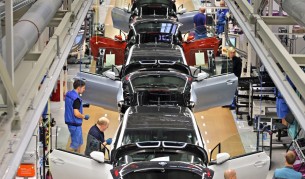 БМВ с рекордни продажби през 2013 г.